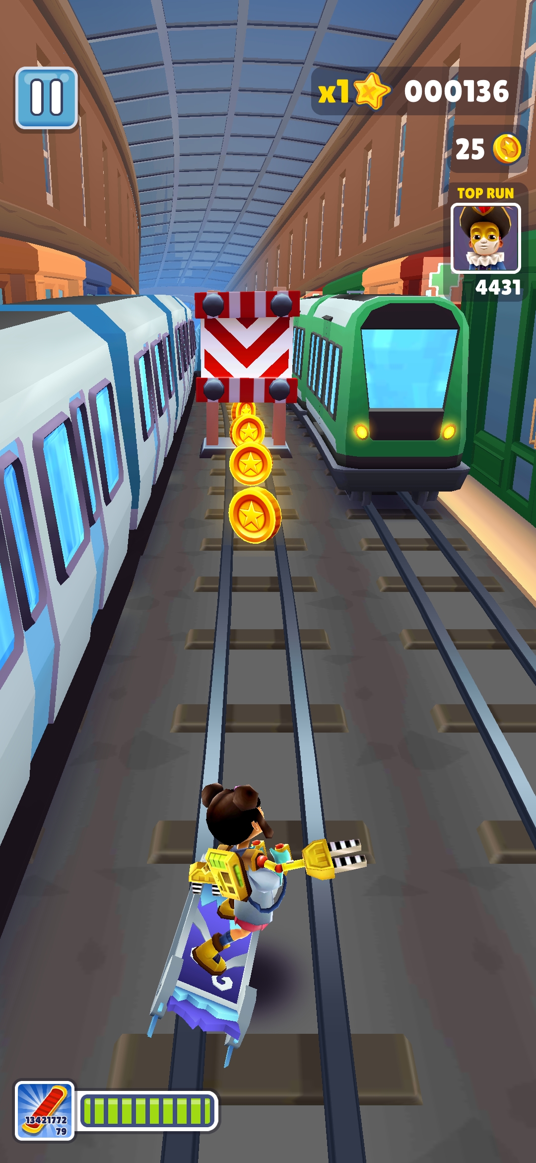 地铁酷跑破解版游戏特色1,这是一个全新的主题游戏跑酷游戏,从地铁